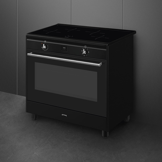 Kuchnia z płytą indukcyjną Smeg CX91IMBL