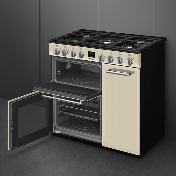 Kuchnia z płytą gazową Smeg CX93GMCR