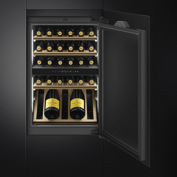 Chłodziarka na wino do zabudowy Smeg CVI040BE