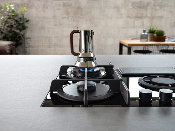 Płyta z okapem Elica NIKOLATESLA FLAME EVO BL/A/88 PRF0196341 czarny