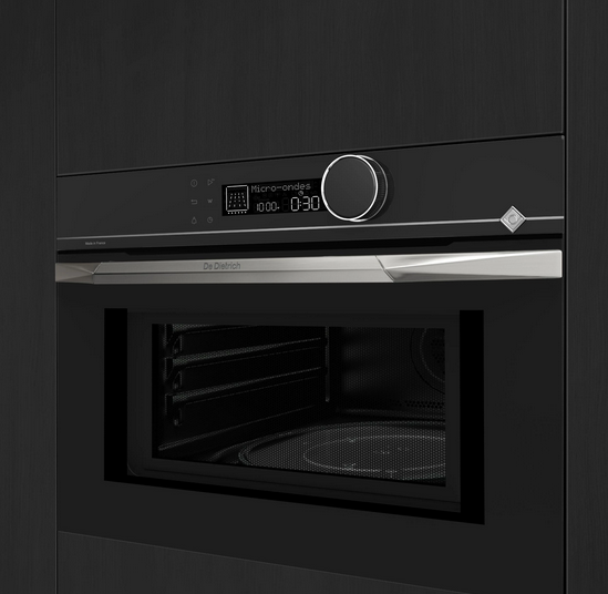 Kuchenka mikrofalowa De Dietrich DKE4535X
