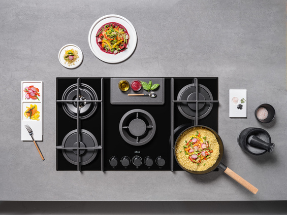 Płyta z okapem Elica NIKOLATESLA FLAME EVO BL/A/88 PRF0196341 czarny