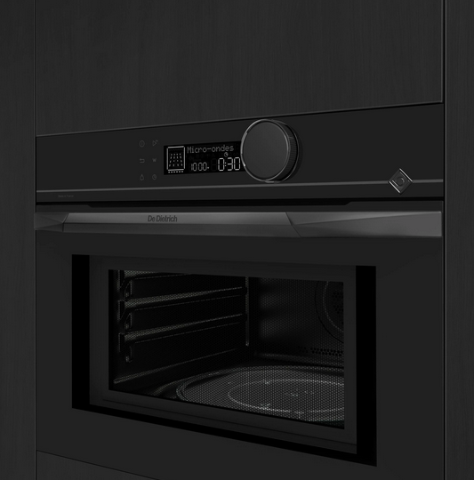 Kuchenka mikrofalowa De Dietrich DKE4535B